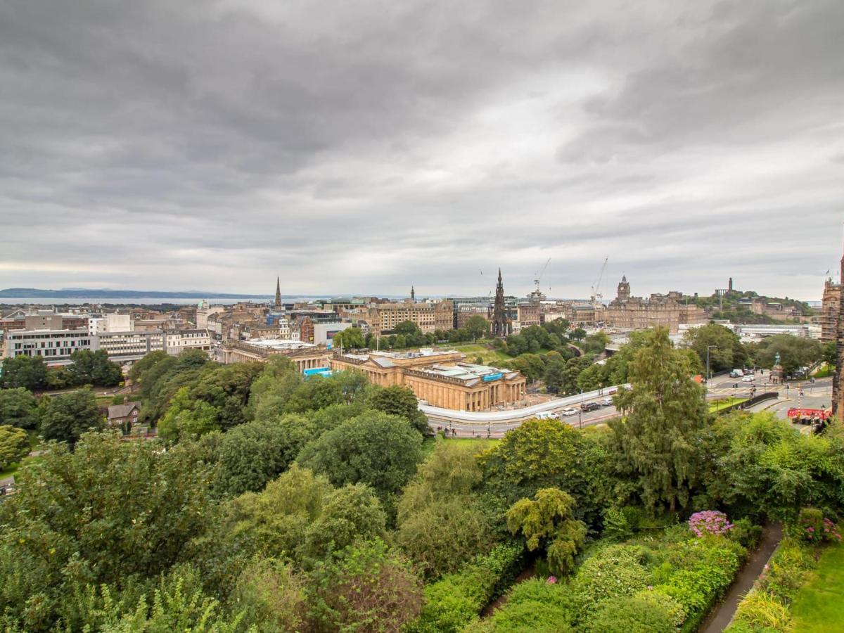إدنبرة Luxury Royal Mile Apartment By The Castle - Sleeps 4 المظهر الخارجي الصورة