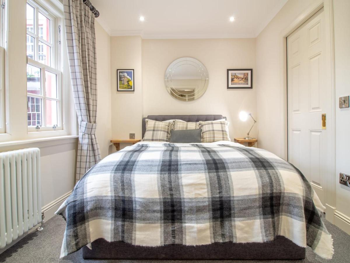 إدنبرة Luxury Royal Mile Apartment By The Castle - Sleeps 4 المظهر الخارجي الصورة