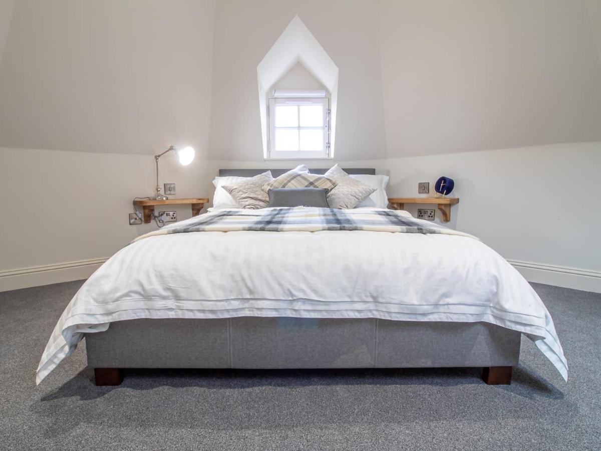 إدنبرة Luxury Royal Mile Apartment By The Castle - Sleeps 4 المظهر الخارجي الصورة